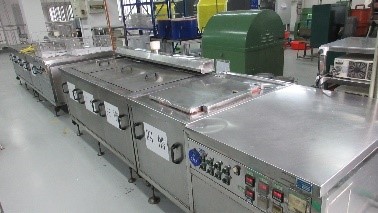 First ultrasonic washing stage